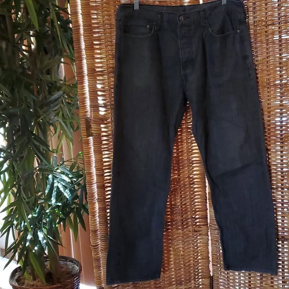 Levi's 562 Loose Taper Black Jeans 36 x 29